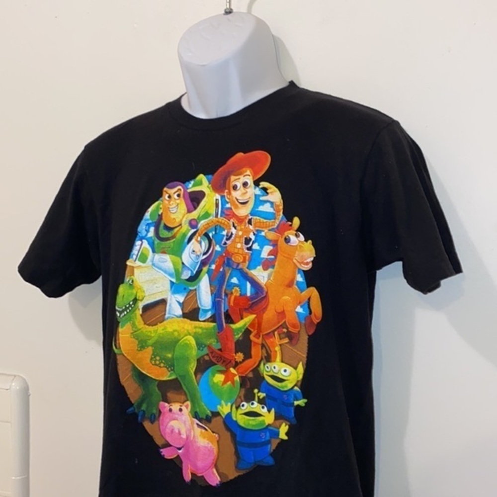 Unisex Disney/Pixar “Toy Story” Woody & Gang Graphic Tee View 4